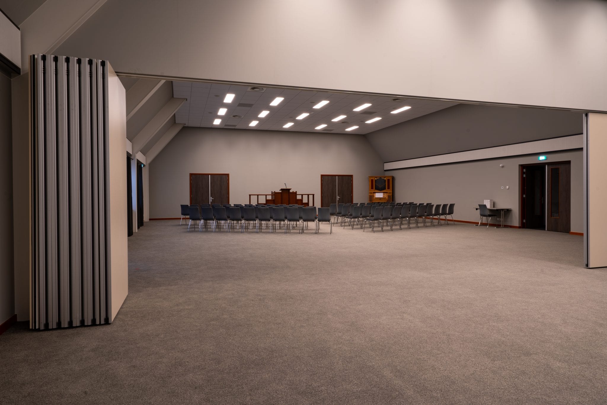 Jachin Boaz kerk (uitbouw) - Excellent bouwwerken